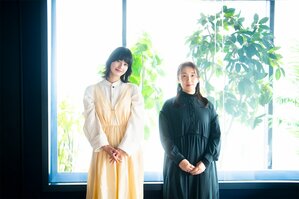 「加害者は凶悪犯ではなく、私たちの心の中に存在する感情を持った人たちなんです」（橋本愛）、「話を聞いてくれる人、手を差しのべてくれる人――そういう存在がいないと人は境界線を越えてしまう」（湊かなえ）　デビュー15周年記念『告白』“液体入り”特装版発売＆オーディオブック化記念。湊かなえ×俳優・橋本愛スペシャル対談:イメージ