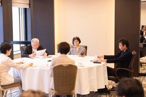 「新人賞は出場通知です」これからデビューする新人作家へ送る、ベテラン作家からのアドバイスとは――第47回小説推理新人賞選考座談会（後編）:イメージ
