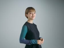 受刑者が一般客の髪を切る女子刑務所の中の美容室。罪を背負って生きる美容師を俳優・奈緒が演じた感動作！　ドラマ『塀の中の美容室』主演・奈緒インタビュー【前編】:イメージ