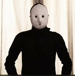 【仮面】雨穴　お面 Amazon.co.jp: 雨穴 なりきり うけつ 仮面 ハロウィン マスク お面