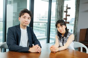 天才イケメン高校生と半グレ組織が対決！　新刊『学園の魔王様と村人Aの事件簿』を発売したばかりの織守きょうやさんが、『俺ではない炎上』が大ヒット中の浅倉秋成さんと対談〈後編〉:イメージ